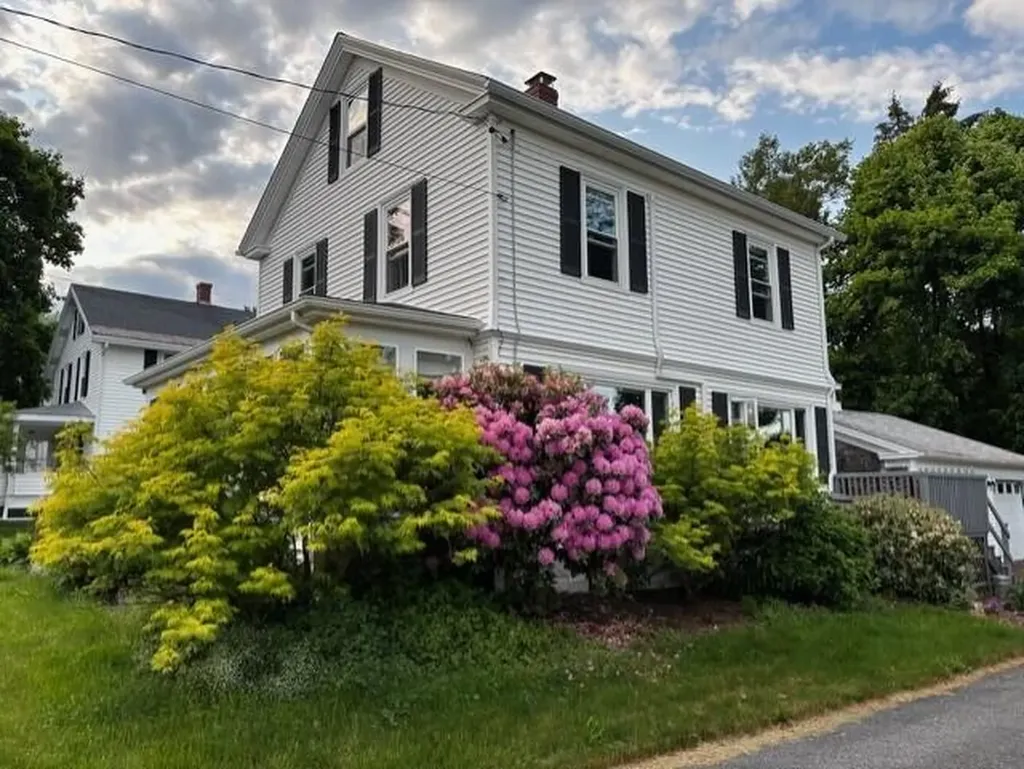 28 Mountainview Avenue Bangor ME 04401