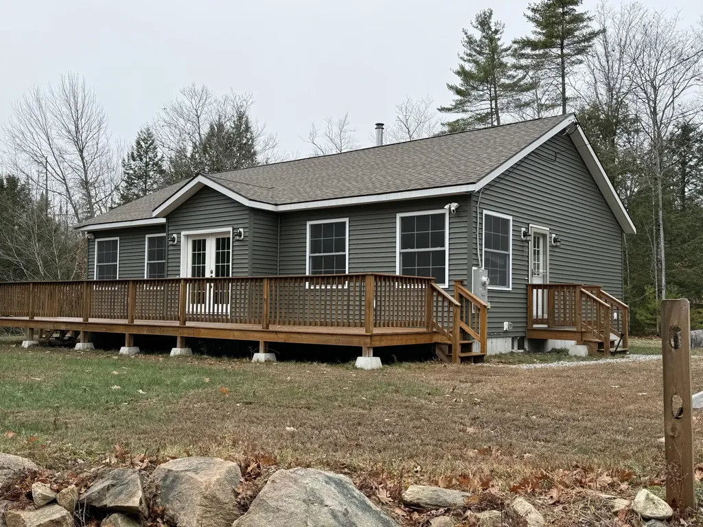 25 Harvest Lane Bridgton ME 04009