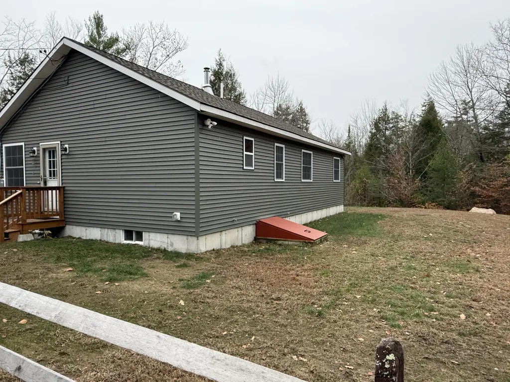 25 Harvest Lane Bridgton ME 04009