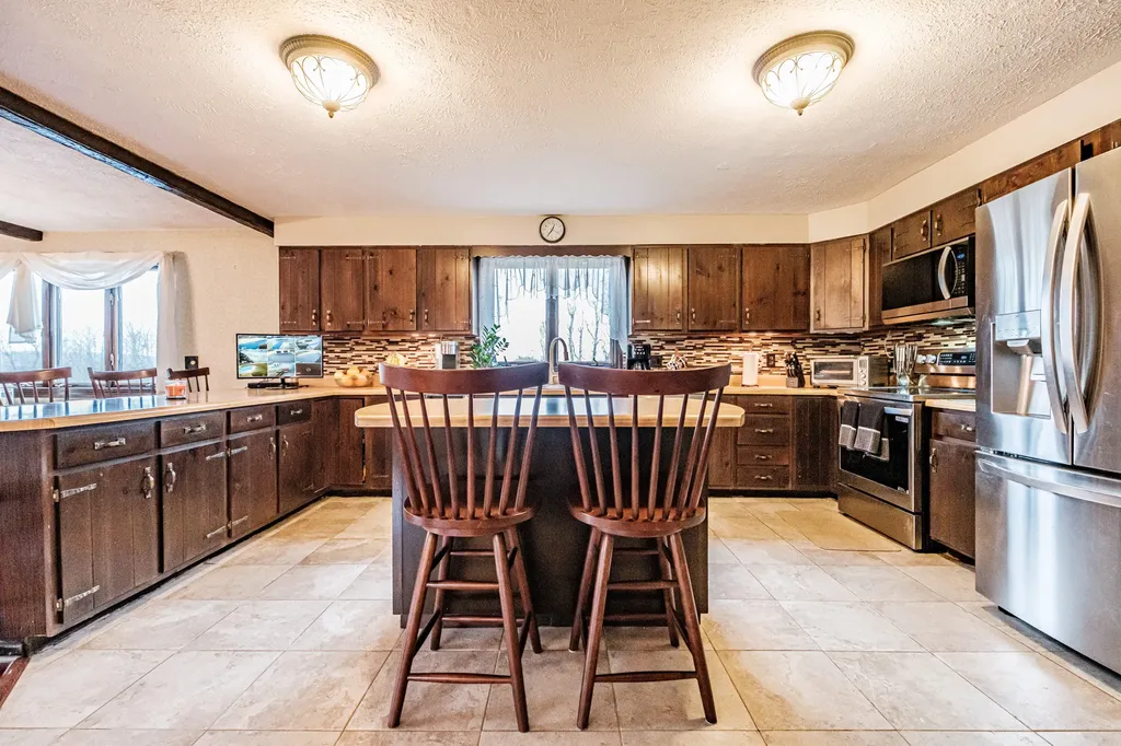 83 Morrill Road Norway ME 04268
