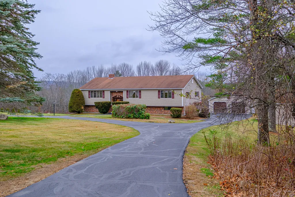 83 Morrill Road Norway ME 04268