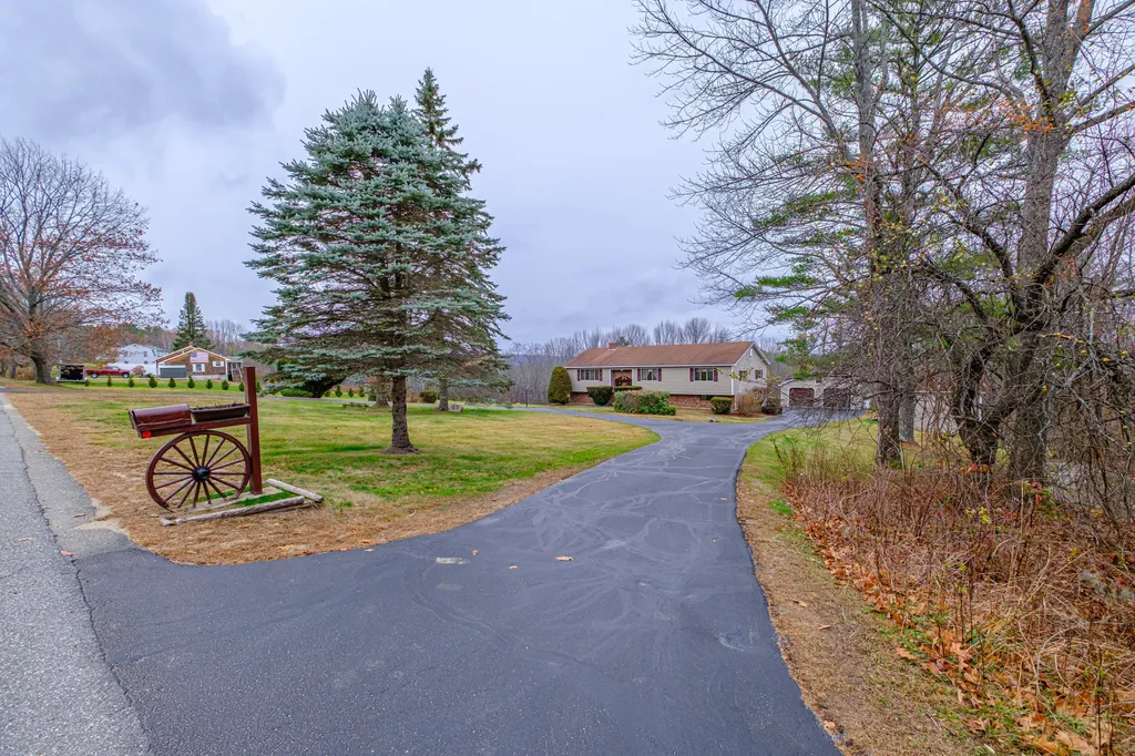 83 Morrill Road Norway ME 04268