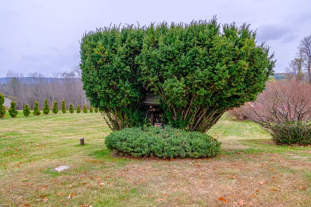 83 Morrill Road Norway ME 04268