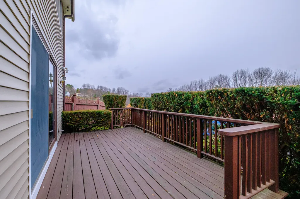 83 Morrill Road Norway ME 04268