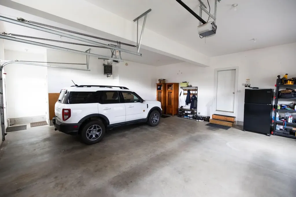 18 Victoria Lane Windham ME 04062