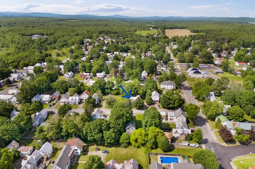 7 Bean Street Madison ME 04950