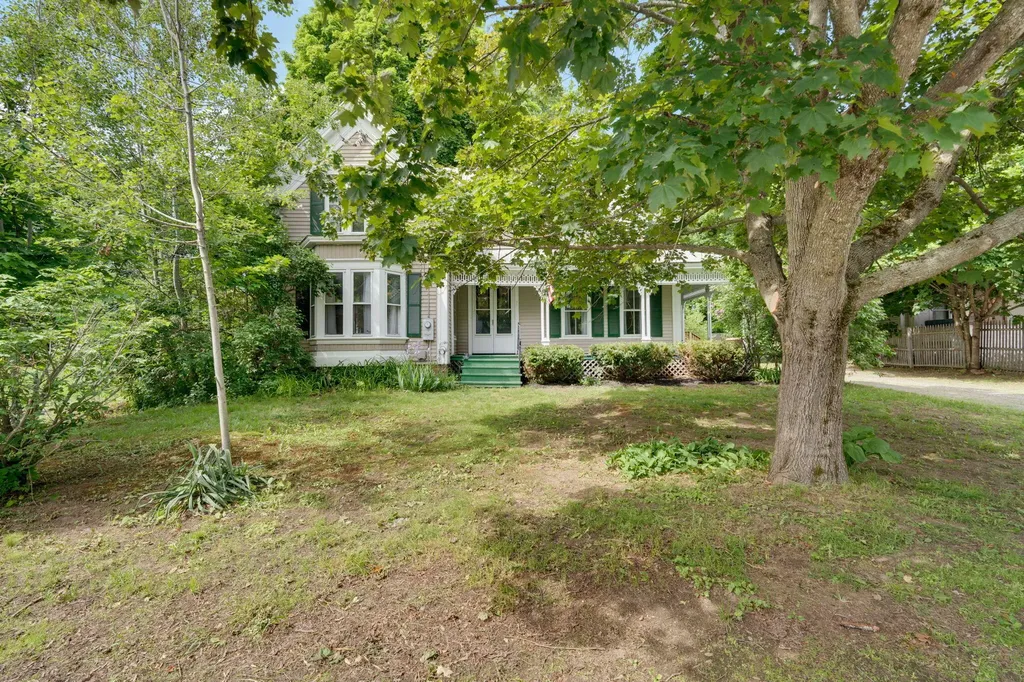 7 Bean Street Madison ME 04950