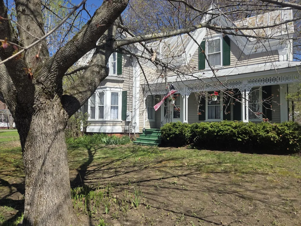 7 Bean Street Madison ME 04950