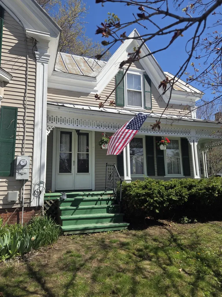 7 Bean Street Madison ME 04950