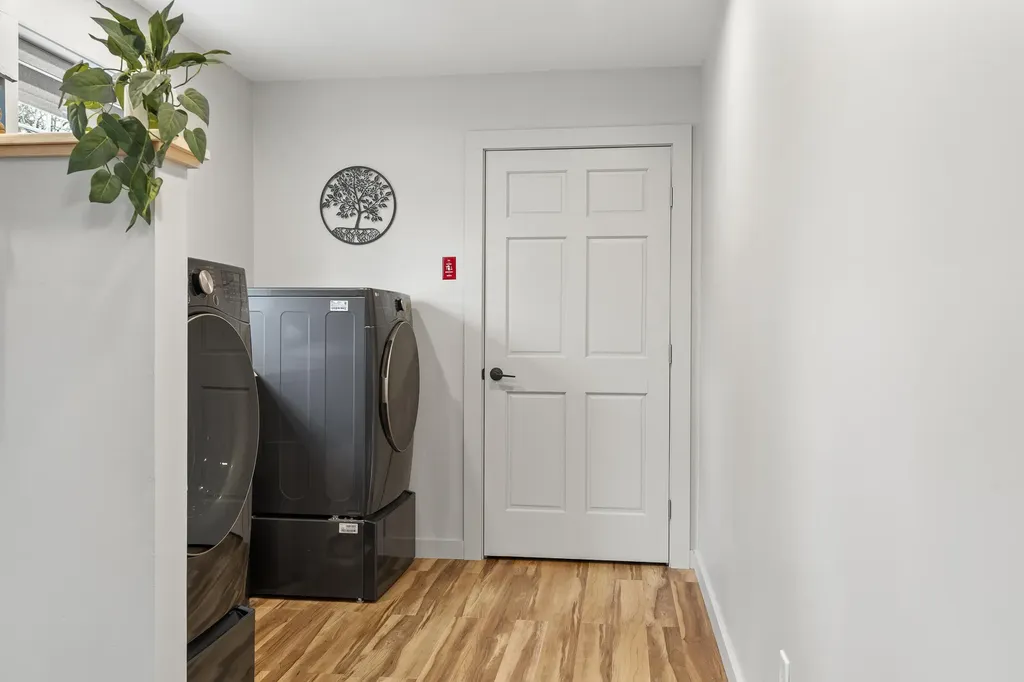 145 E Pond Road Nobleboro ME 04555