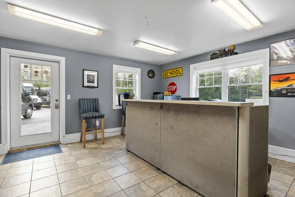 145 E Pond Road Nobleboro ME 04555
