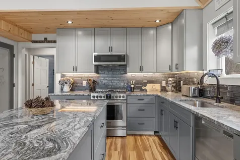 145 E Pond Road Nobleboro ME 04555