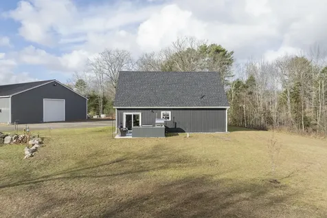 145 E Pond Road Nobleboro ME 04555