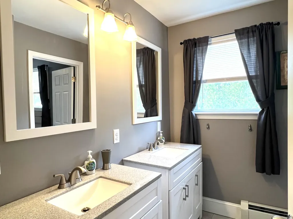 148 College Avenue Orono ME 04473