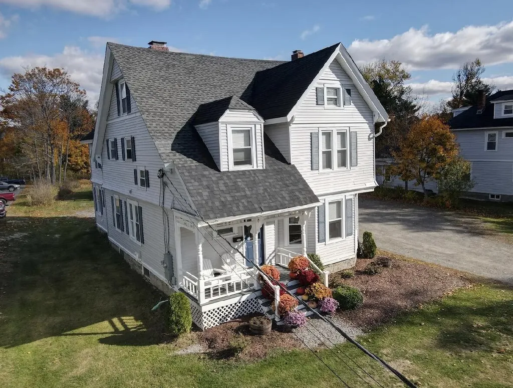 148 College Avenue Orono ME 04473
