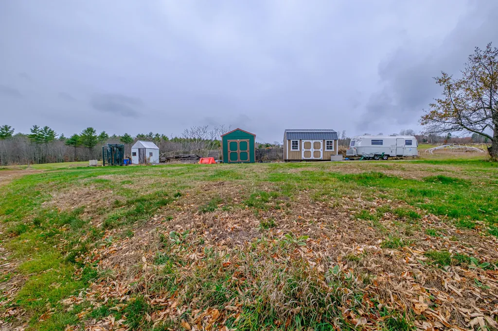 195 Pleasant Street Oxford ME 04270