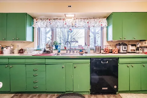 195 Pleasant Street Oxford ME 04270