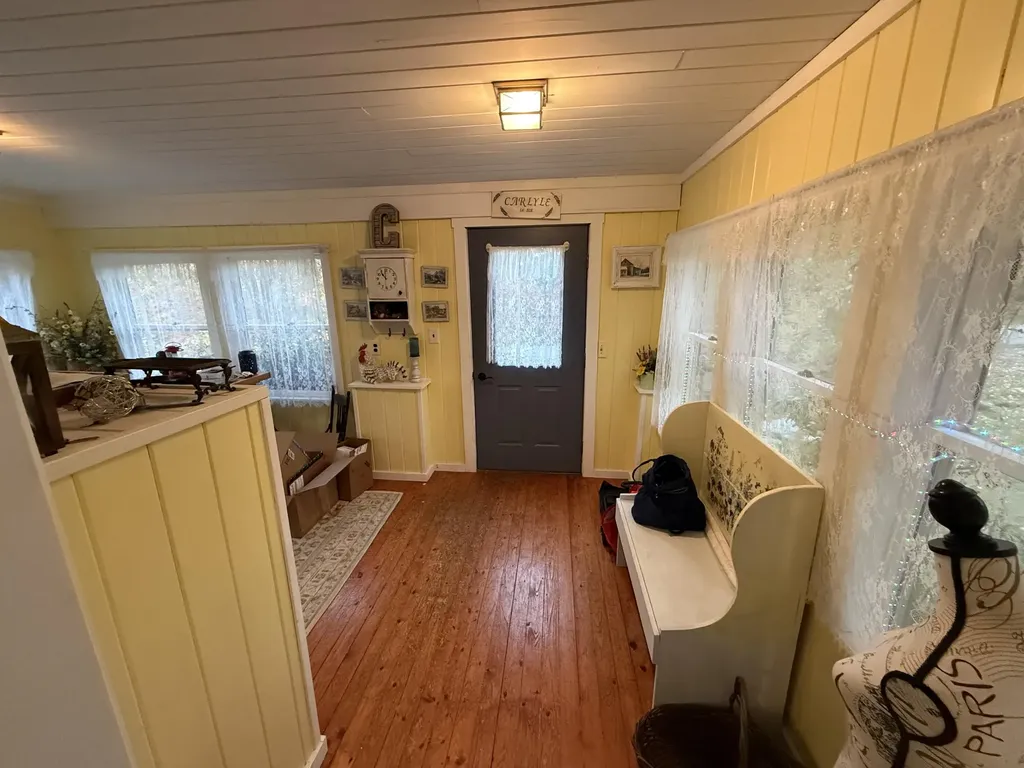7 Old Lewiston Road Monmouth ME 04265