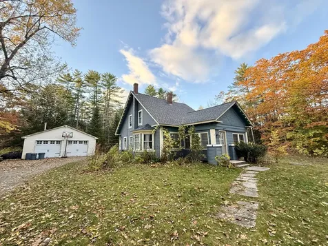 7 Old Lewiston Road Monmouth ME 04265