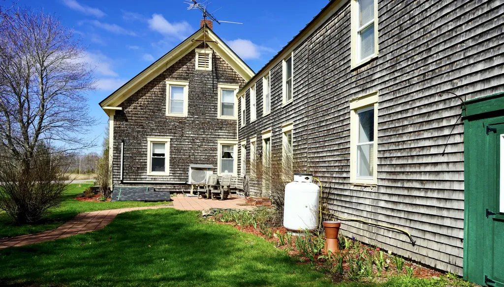 448 Elm Street Newport ME 04953