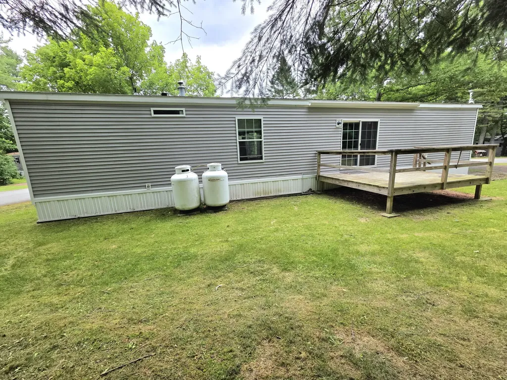 21 Robin Hood Circle Bucksport ME 04416