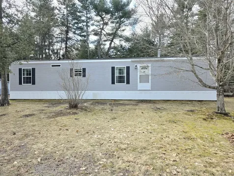 21 Robin Hood Circle Bucksport ME 04416