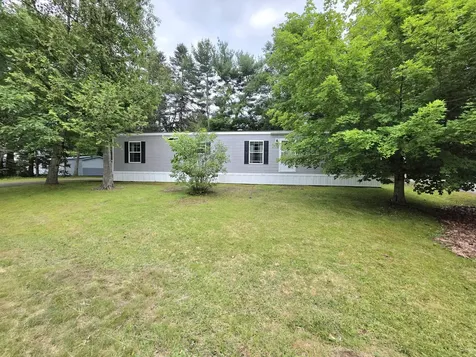 21 Robin Hood Circle Bucksport ME 04416