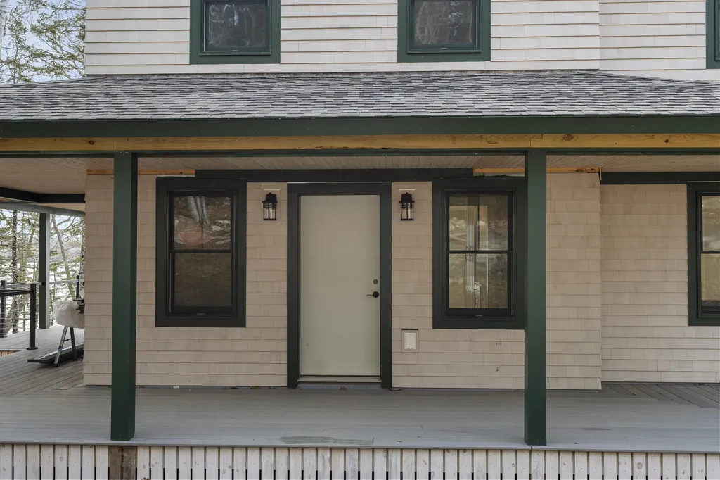 31 Viking Way Bristol ME 04539