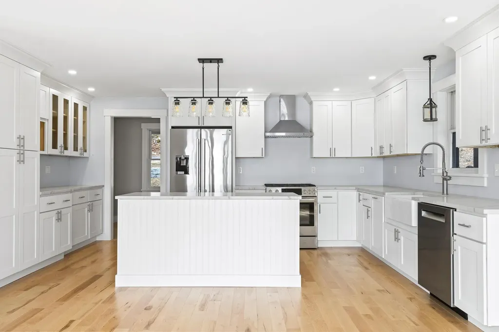 31 Viking Way Bristol ME 04539