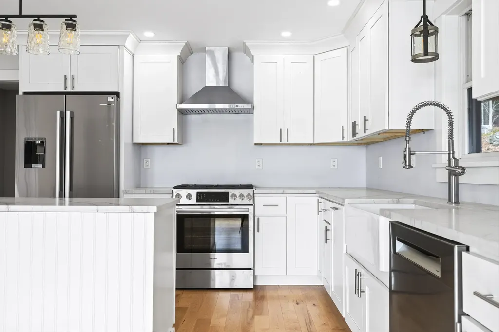 31 Viking Way Bristol ME 04539
