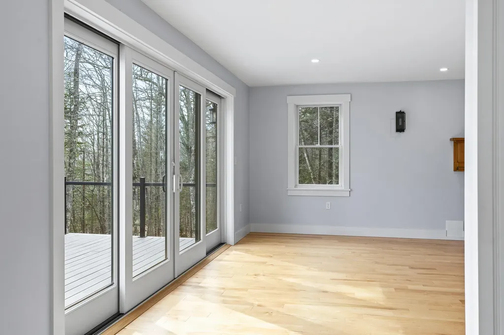 31 Viking Way Bristol ME 04539