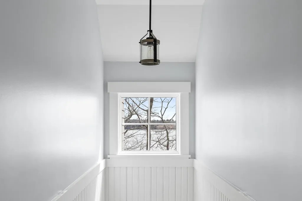 31 Viking Way Bristol ME 04539