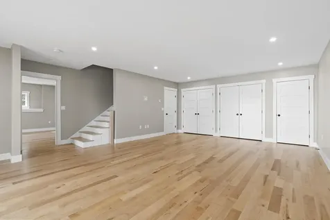 31 Viking Way Bristol ME 04539