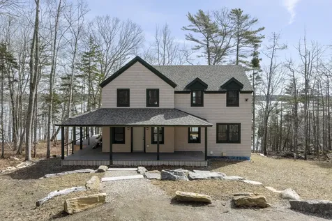 31 Viking Way Bristol ME 04539