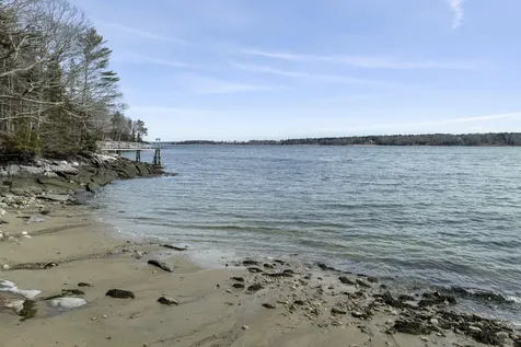 31 Viking Way Bristol ME 04539