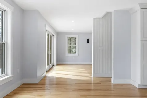 31 Viking Way Bristol ME 04539