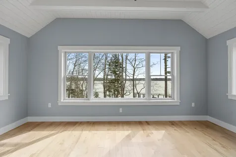 31 Viking Way Bristol ME 04539