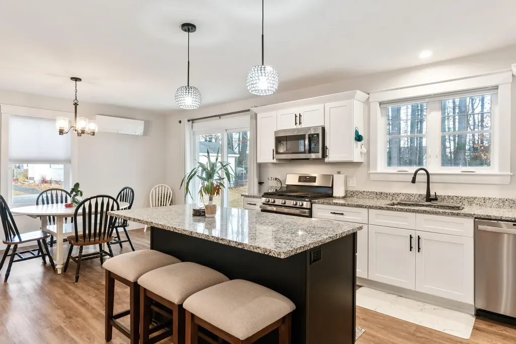 11 Neptune Drive Brunswick ME 04011