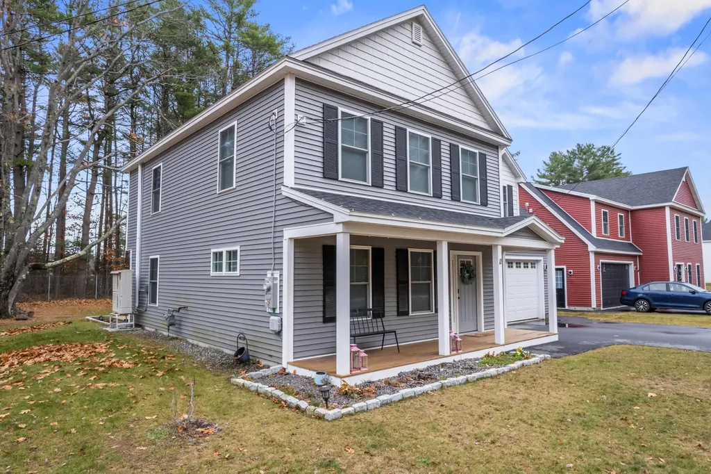 11 Neptune Drive Brunswick ME 04011