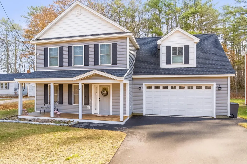 11 Neptune Drive Brunswick ME 04011