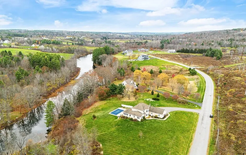 2 Stream View Drive Waterville ME 04901