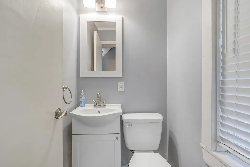 13 Allen Avenue Auburn ME 04210
