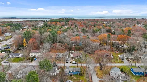 11 Hillside Avenue Scarborough ME 04074