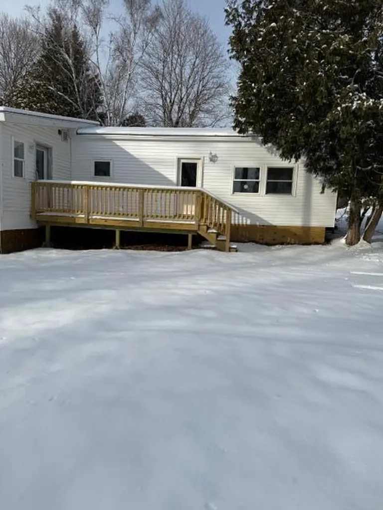 63 Cedar Street Dover-foxcroft ME 04426
