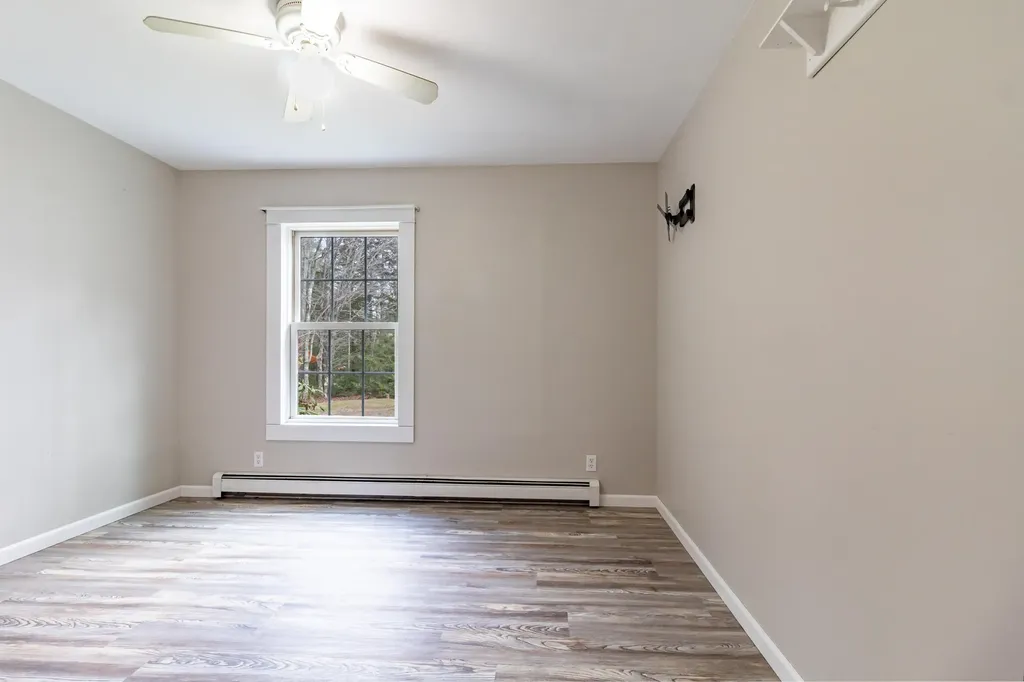 392 Bay Road Brooklin ME 04616