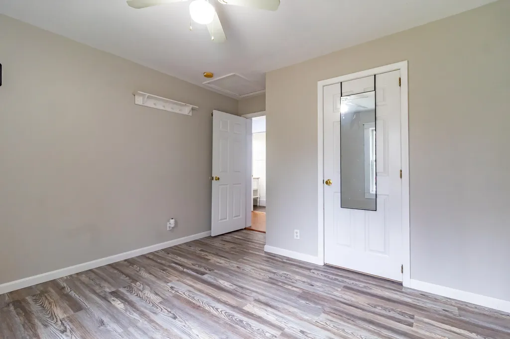 392 Bay Road Brooklin ME 04616