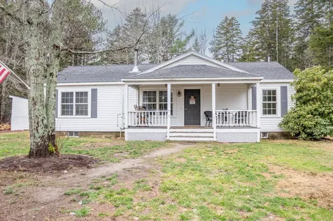 392 Bay Road Brooklin ME 04616