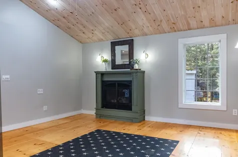 392 Bay Road Brooklin ME 04616