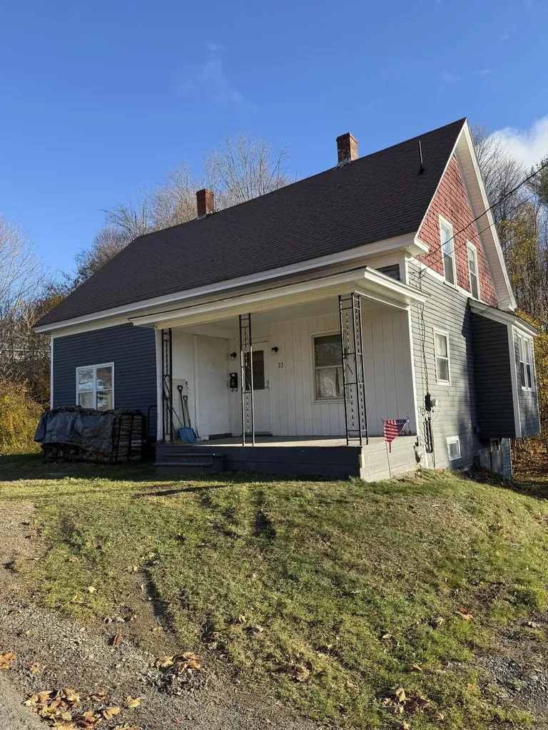 23 Dustin Street Dexter ME 04930