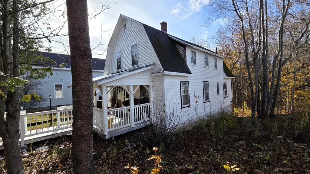 10 Main Street Howland ME 04448